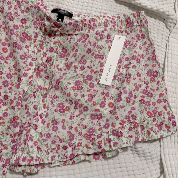 NWT- Aqua- L - Picture 4 of 8